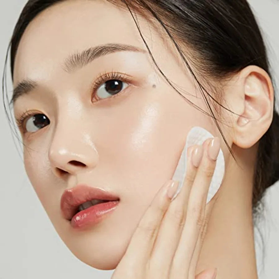 Medicube Zero Pore Pads 2.0 DualTextured Facial Toner Pads for Exfoliation and Pore Care with 4.5 AHA Lactic Acid 0.45 BHA Sali